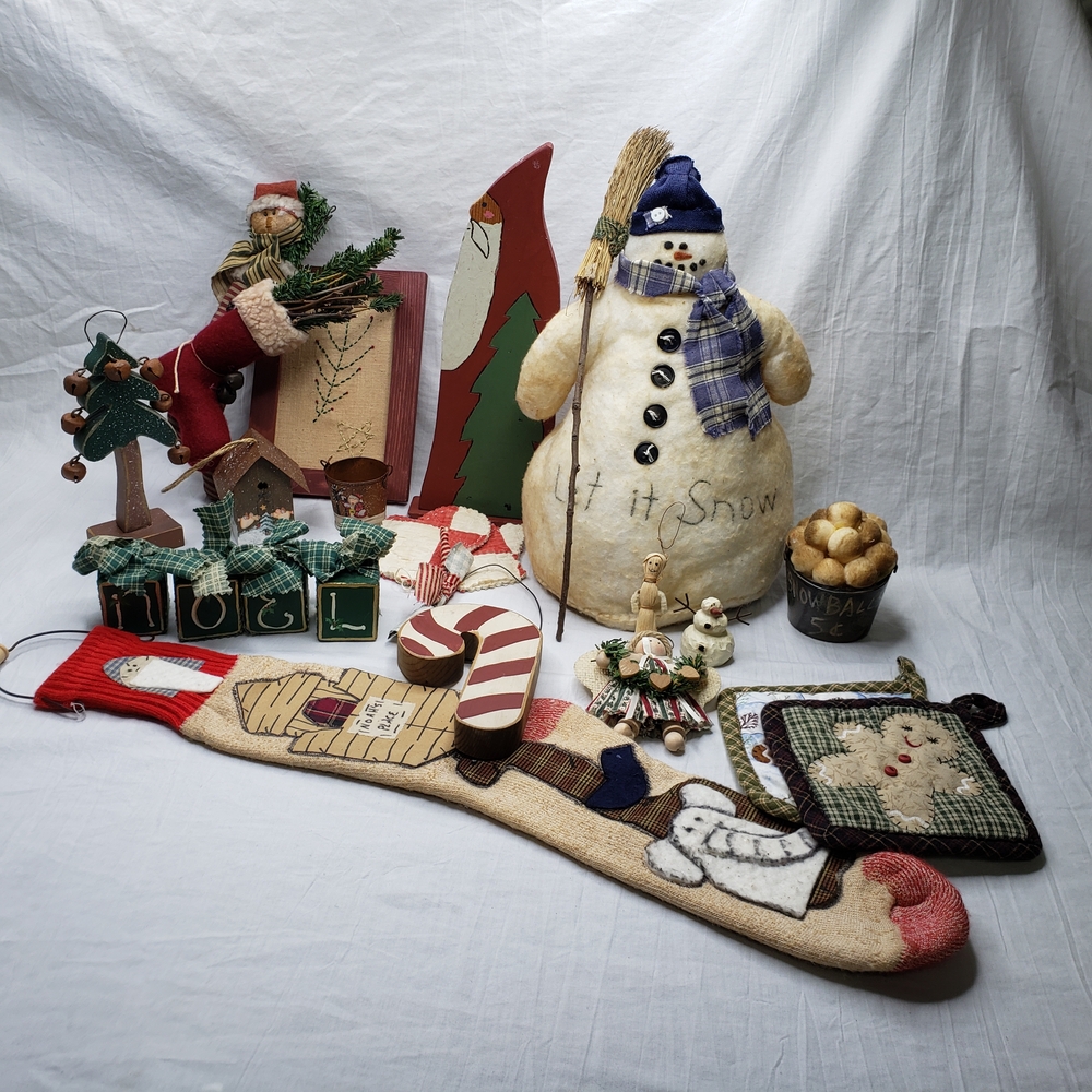 Vintage Primitive Christmas Holiday Decor Set with Snowman Bundle